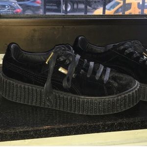 FENTY PUMA BLACK SHOES
